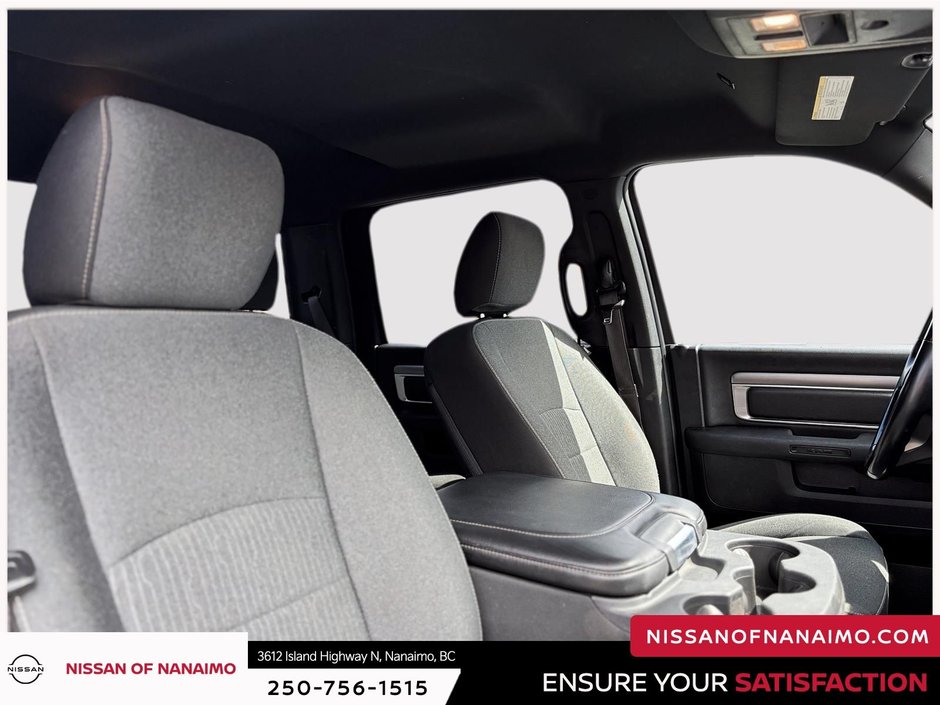 2021 Ram 1500 Classic Warlock-16