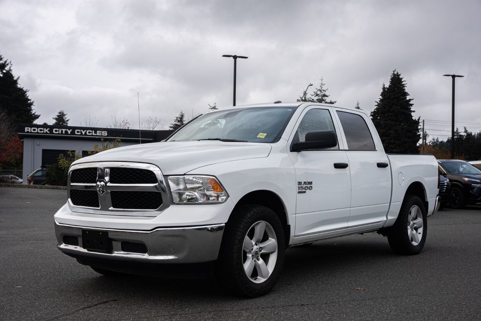 2022 Ram 1500 Classic SLT-11