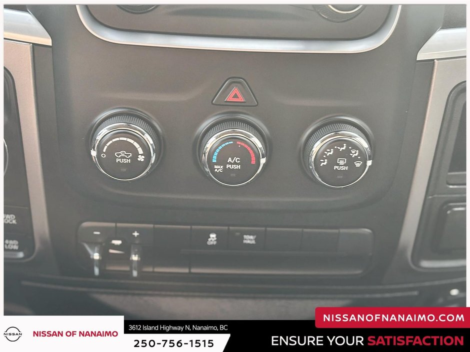 2023 Ram 1500 Classic SLT-34