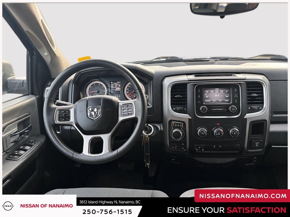 2023 Ram 1500 Classic SLT-16