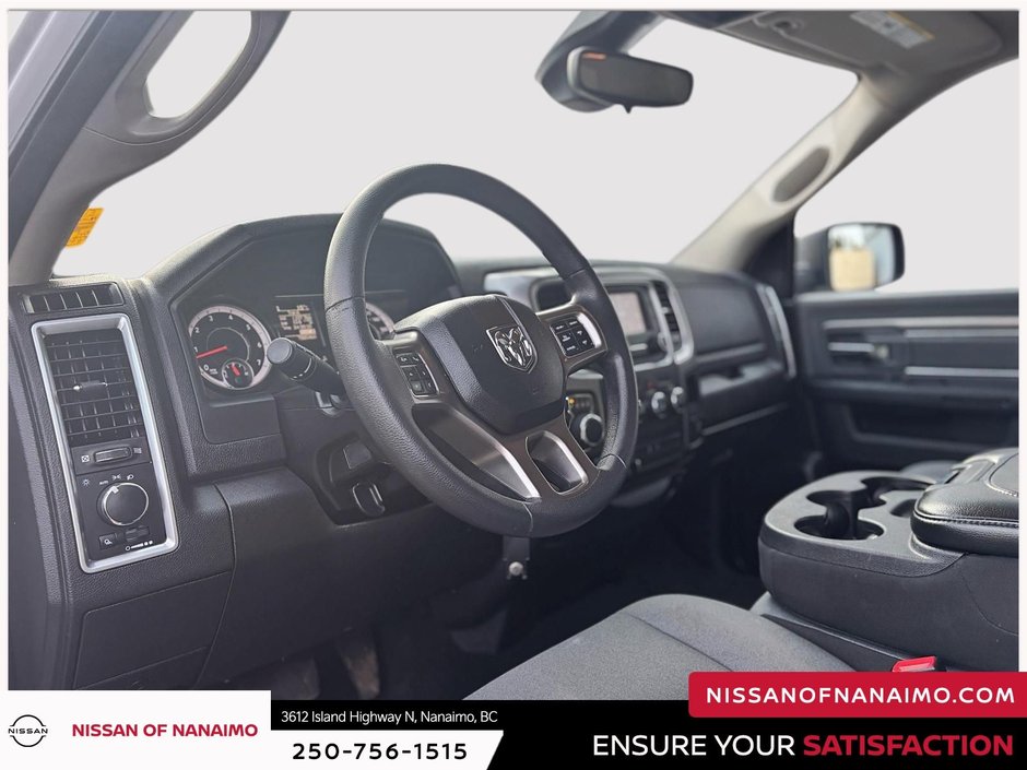 2023 Ram 1500 Classic SLT-27