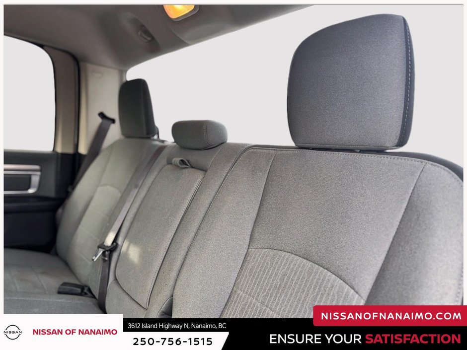 2023 Ram 1500 Classic SLT-11