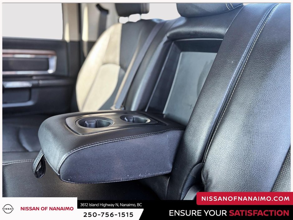 2015 Ram 1500 Laramie-11