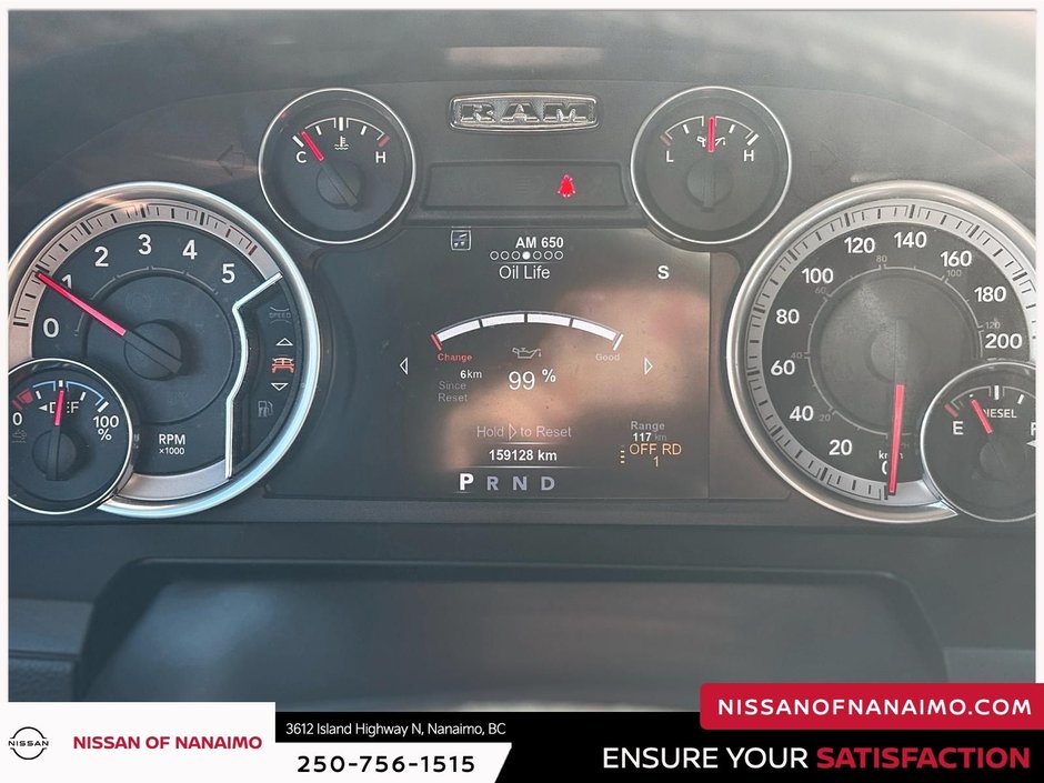 2015 Ram 1500 Laramie-28