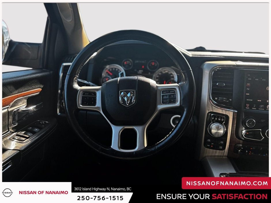 2015 Ram 1500 Laramie-15