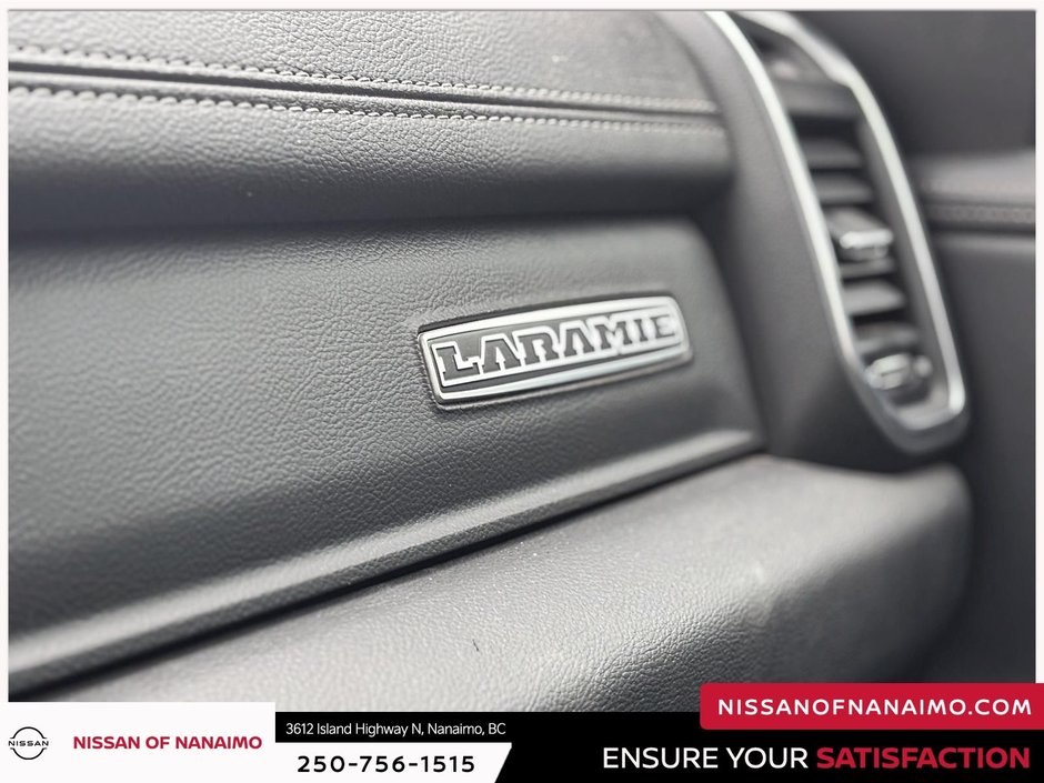 2022 Ram 1500 Laramie-32