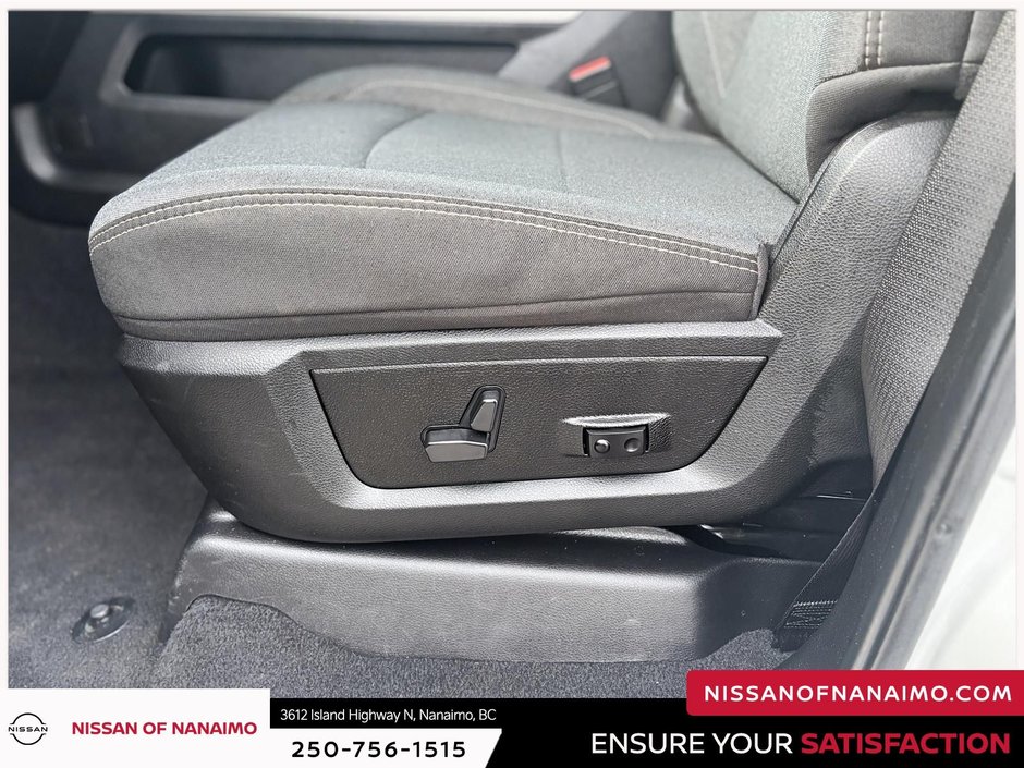 2024 Ram 3500 Big Horn-27