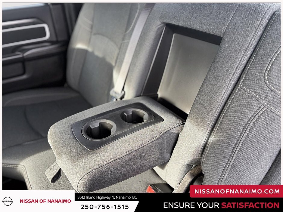 2024 Ram 3500 Big Horn-14