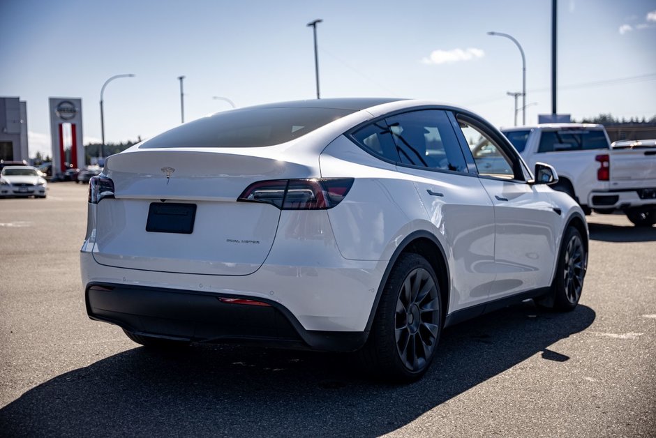 2023 Tesla Model Y Long Range-6