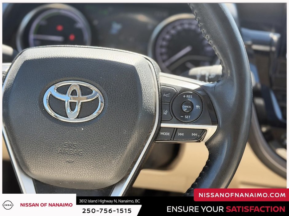 2021 Toyota Camry Hybrid XLE-20