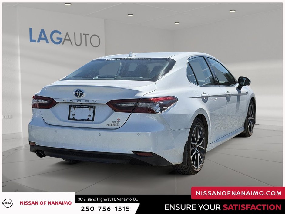 2021 Toyota Camry Hybrid XLE-4
