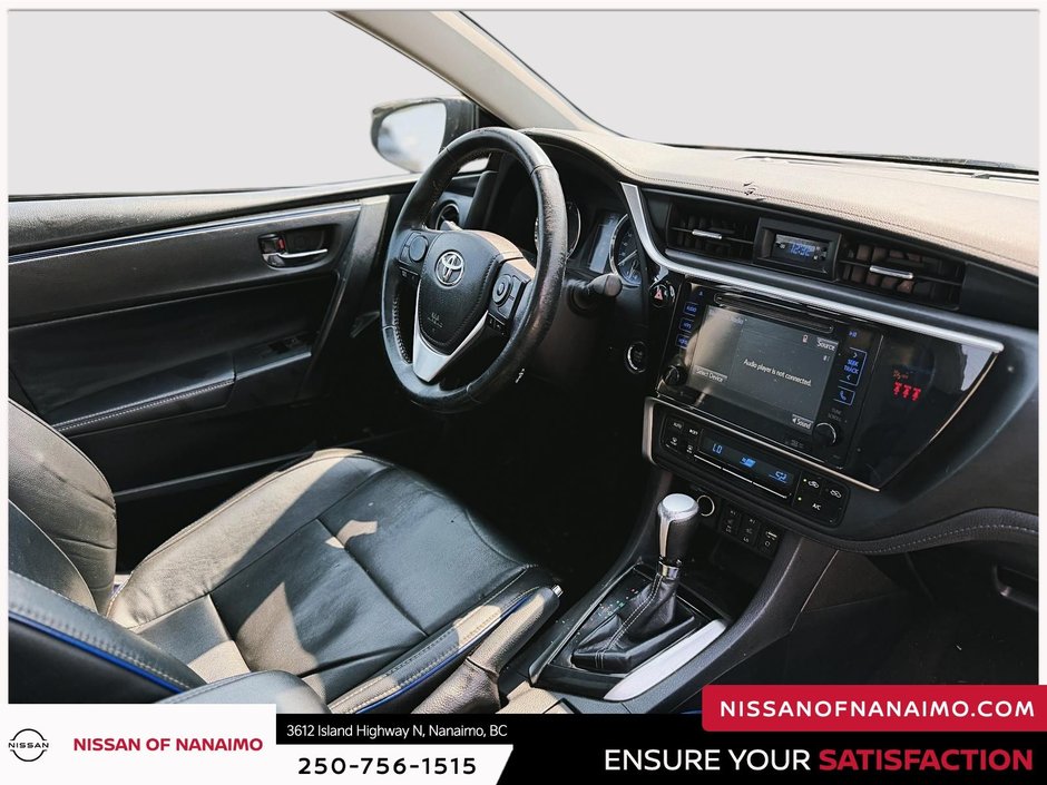 2018 Toyota Corolla LE-14