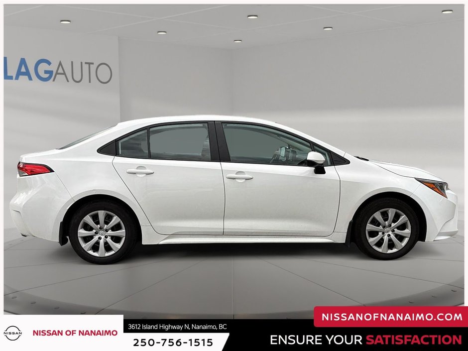 2022 Toyota Corolla LE-3