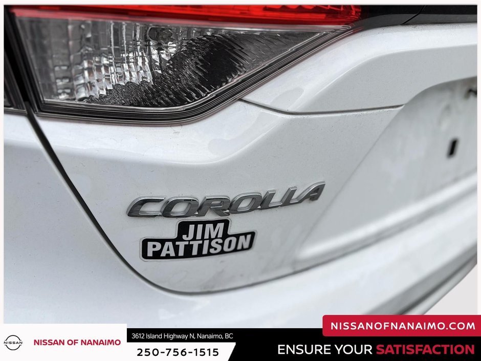 2022 Toyota Corolla LE-8