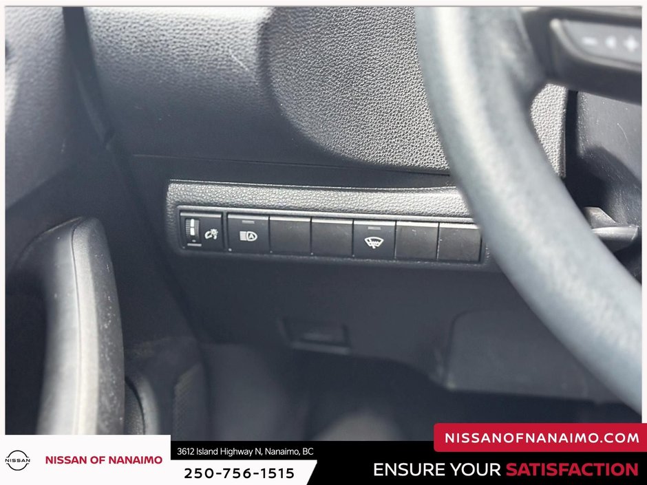 2022 Toyota Corolla LE-19