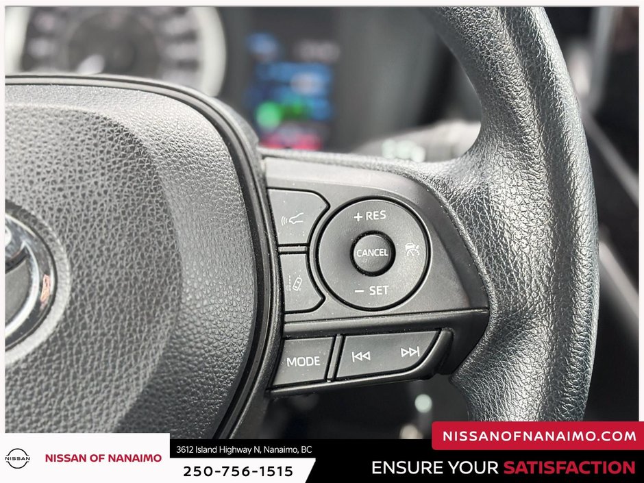 2022 Toyota Corolla LE-21