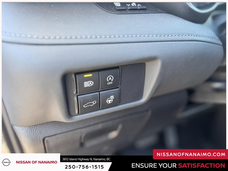 2025 Toyota Highlander XLE-29