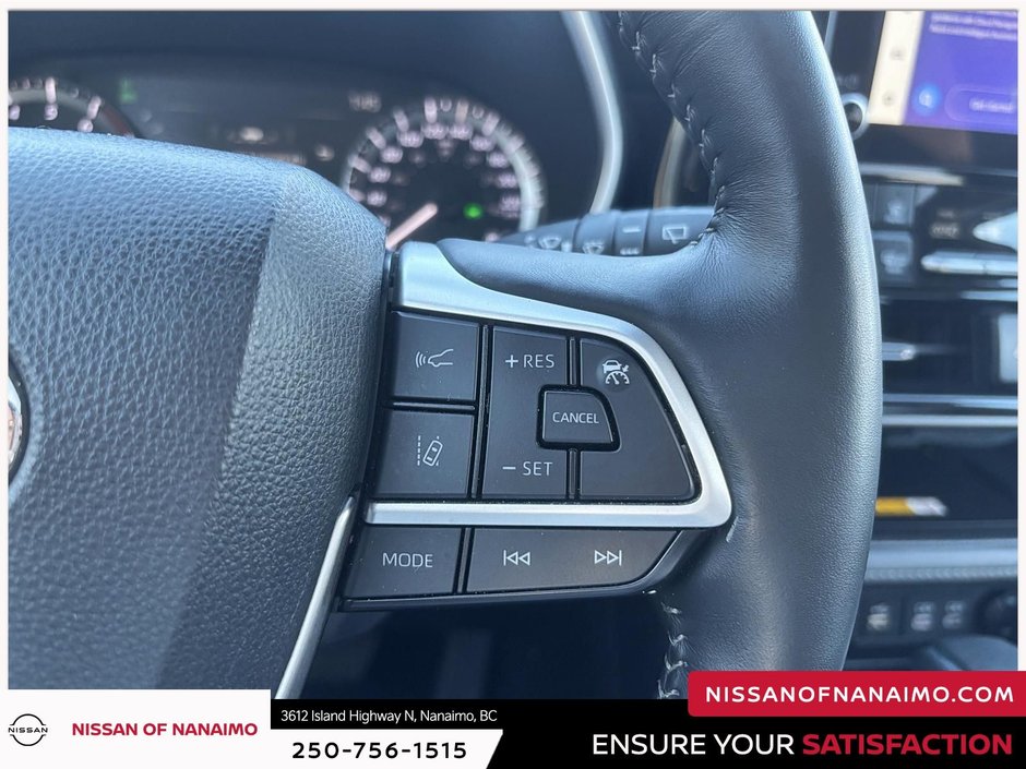 2025 Toyota Highlander XLE-31