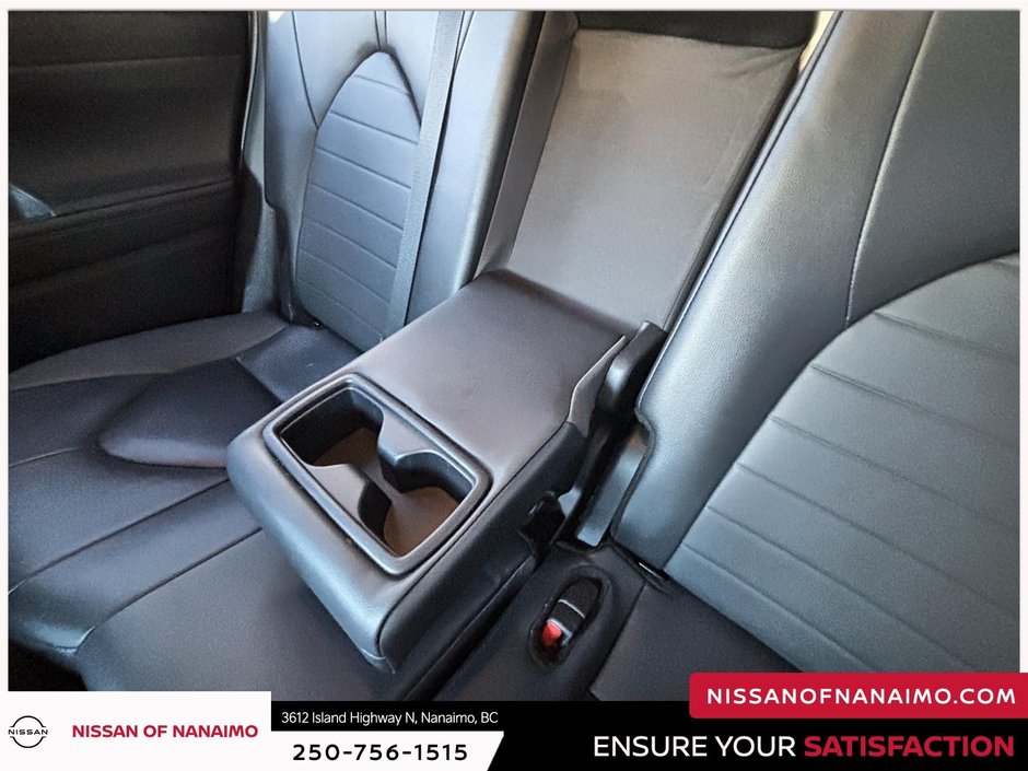 2025 Toyota Highlander XLE-10