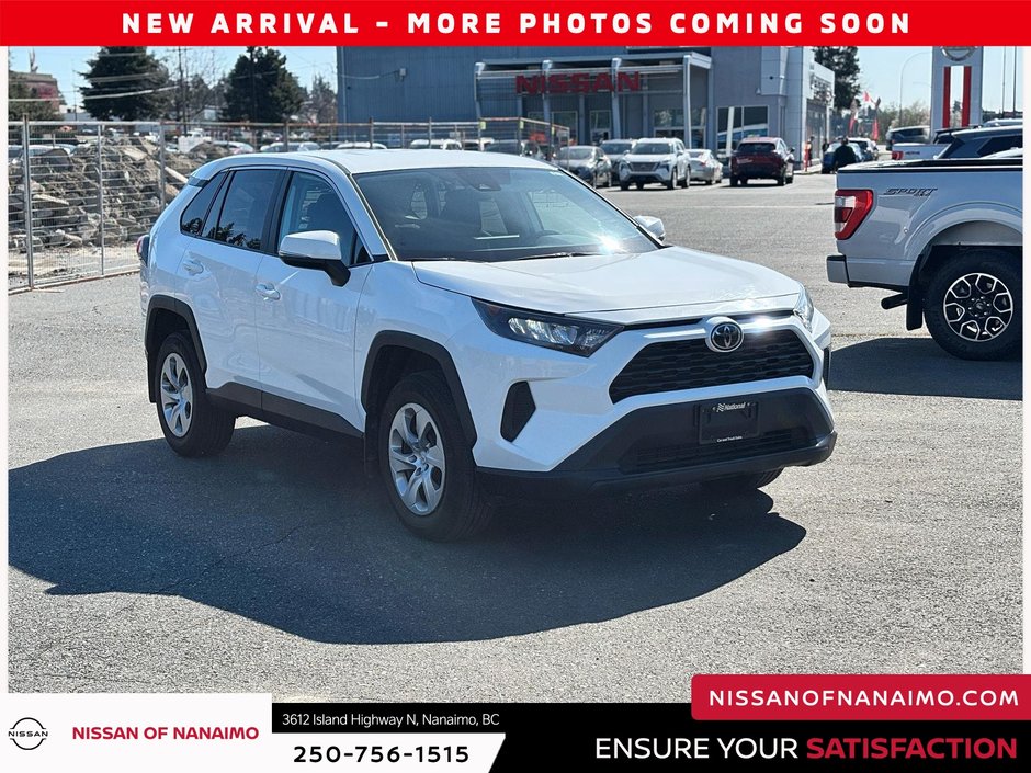 2022 Toyota RAV4 LE-2