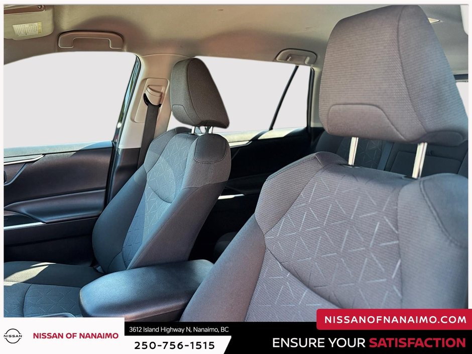 2022 Toyota RAV4 LE-22