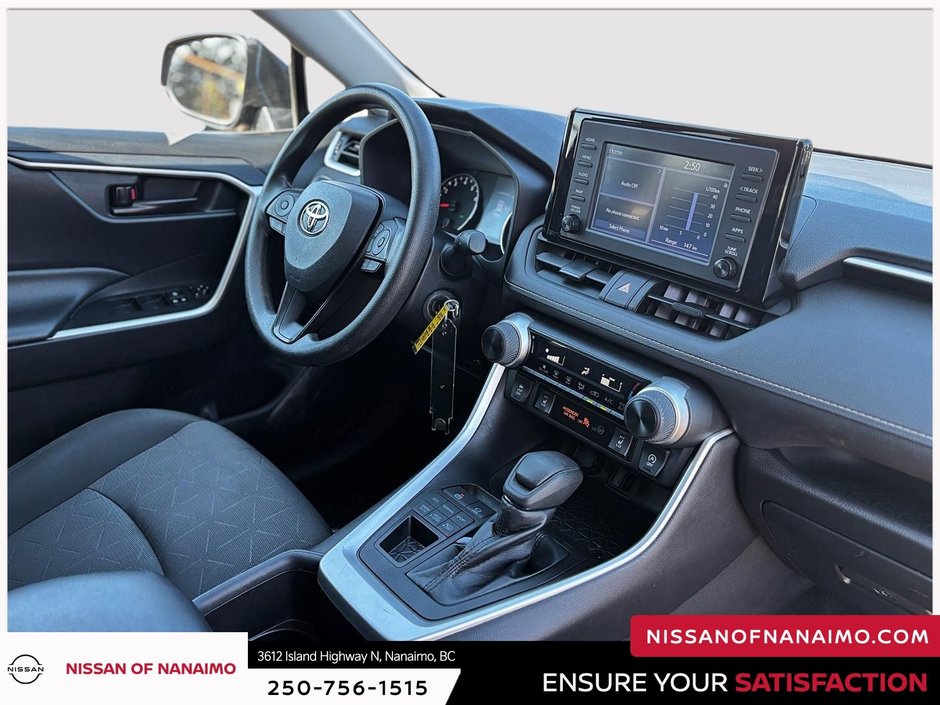 2022 Toyota RAV4 LE-20