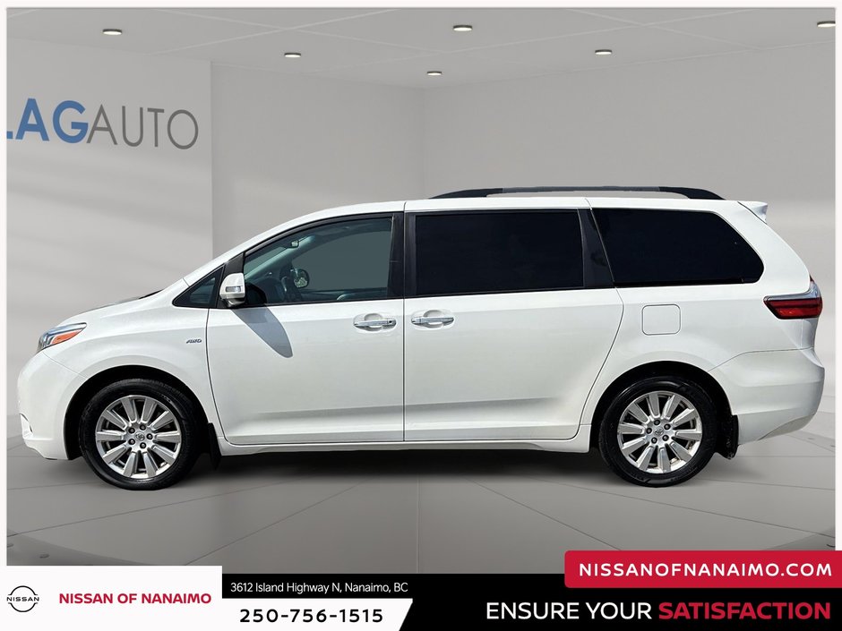 2017 Toyota Sienna Limited AWD-10