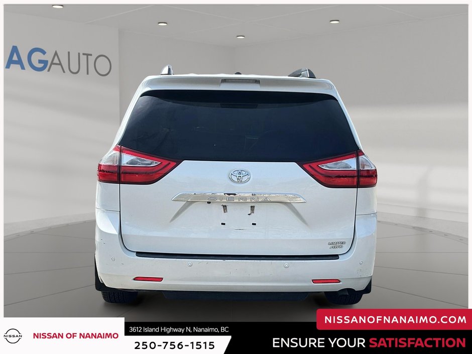 2017 Toyota Sienna Limited AWD-5