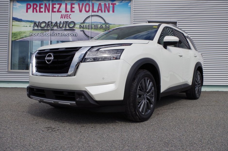 Nissan Pathfinder SL PRIVILEGE AWD 2024 à Amos, Québec