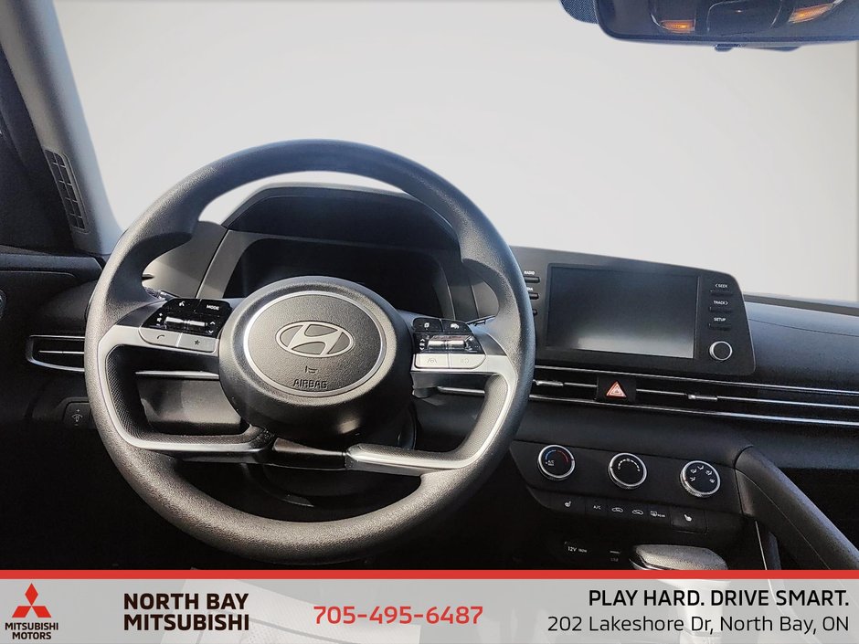 2025 Hyundai ELANTRA ESSENTIAL-10