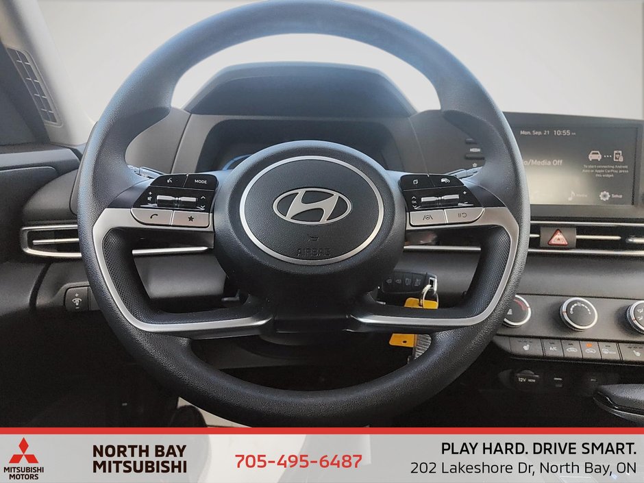 2025 Hyundai ELANTRA ESSENTIAL-12