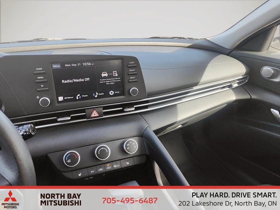 2025 Hyundai ELANTRA ESSENTIAL-14