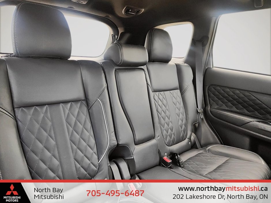 2022 Mitsubishi OUTLANDER PHEV BLACK EDITION-11