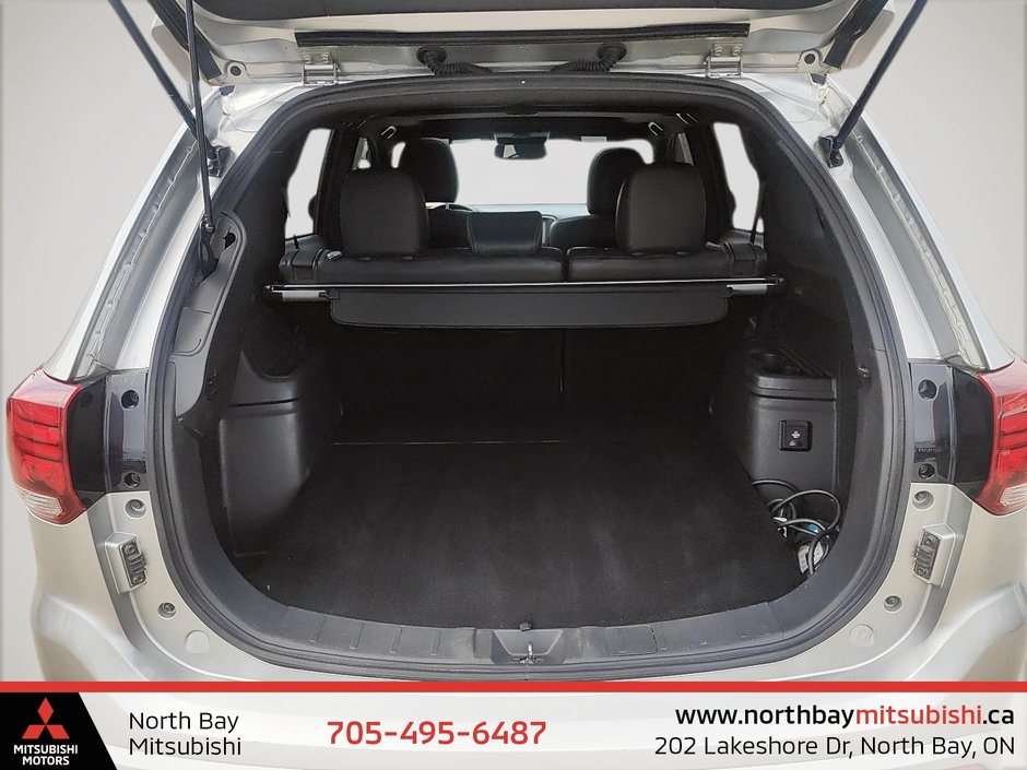 2022 Mitsubishi OUTLANDER PHEV BLACK EDITION-5