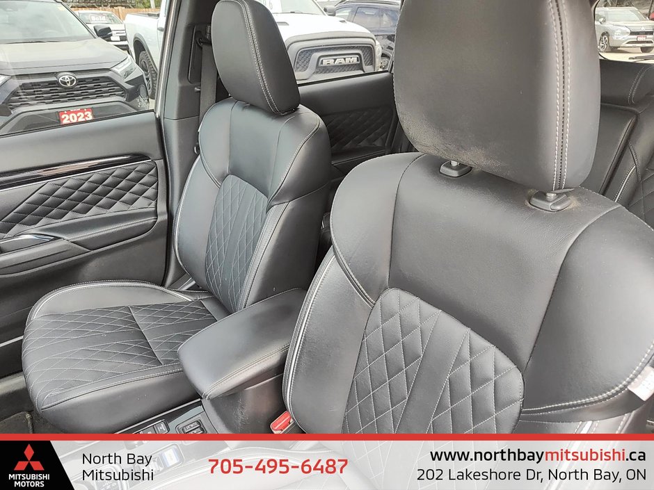 2022 Mitsubishi OUTLANDER PHEV BLACK EDITION-7