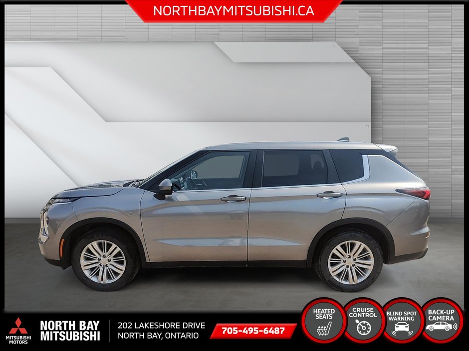 2022 Mitsubishi Outlander ES-4