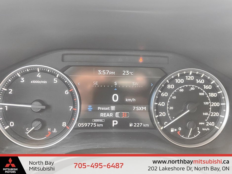2023 Mitsubishi OUTLANDER LE PREMIUM-15