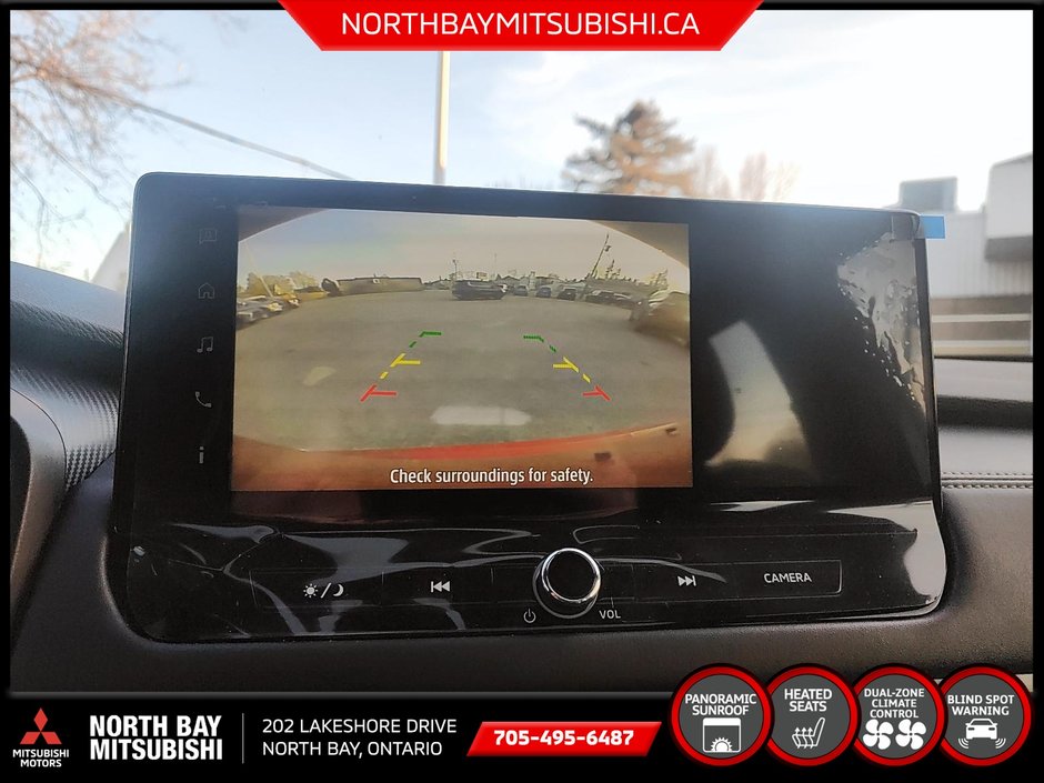 2025 Mitsubishi OUTLANDER SE-12