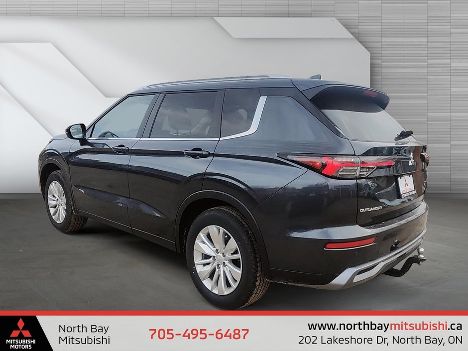 2026 Mitsubishi OUTLANDER SE-3