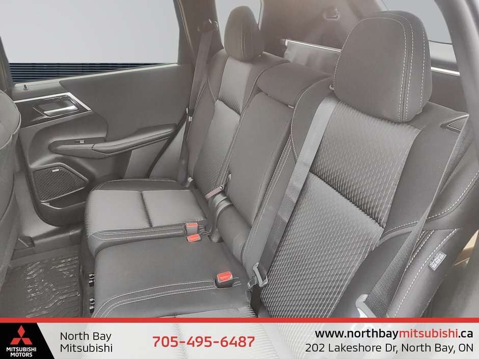 2026 Mitsubishi Outlander SE S-AWC-9