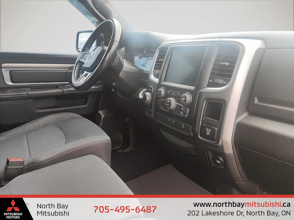 2022 Ram 1500 CLASSIC WARLOCK-9