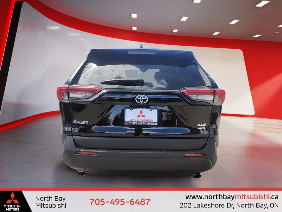 2023 Toyota RAV4 XLE-2