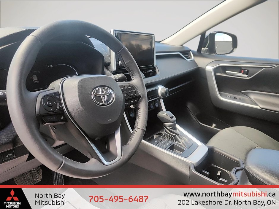 2023 Toyota RAV4 XLE-9