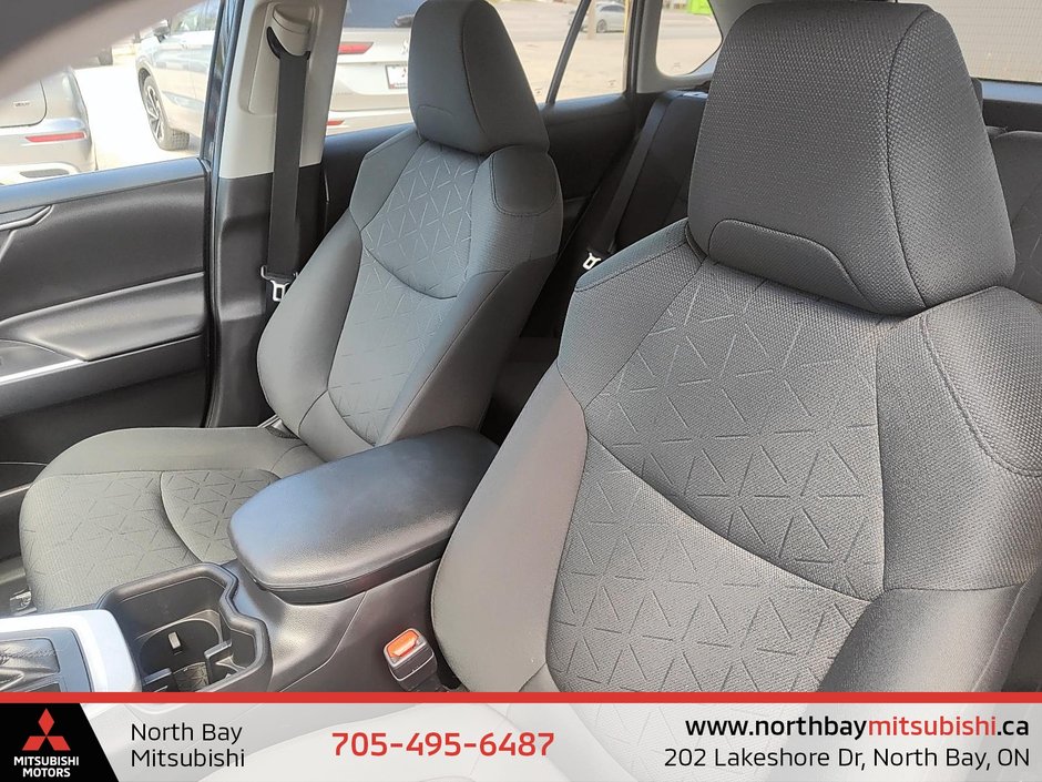 2023 Toyota RAV4 XLE-7