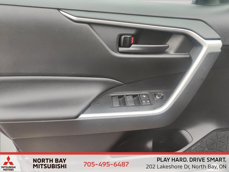 2021 Toyota RAV4 HYBRID LE-11
