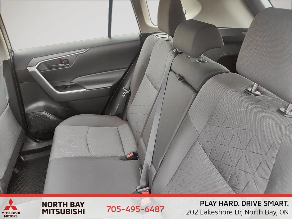 2021 Toyota RAV4 HYBRID LE-8