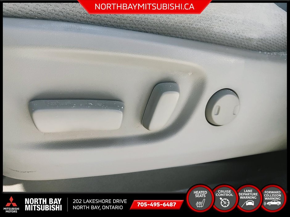 2020 Toyota SIENNA LE-10