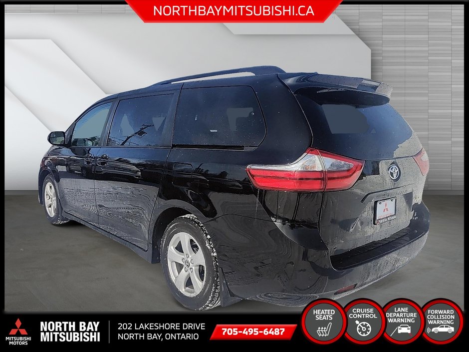 2020 Toyota SIENNA LE-3