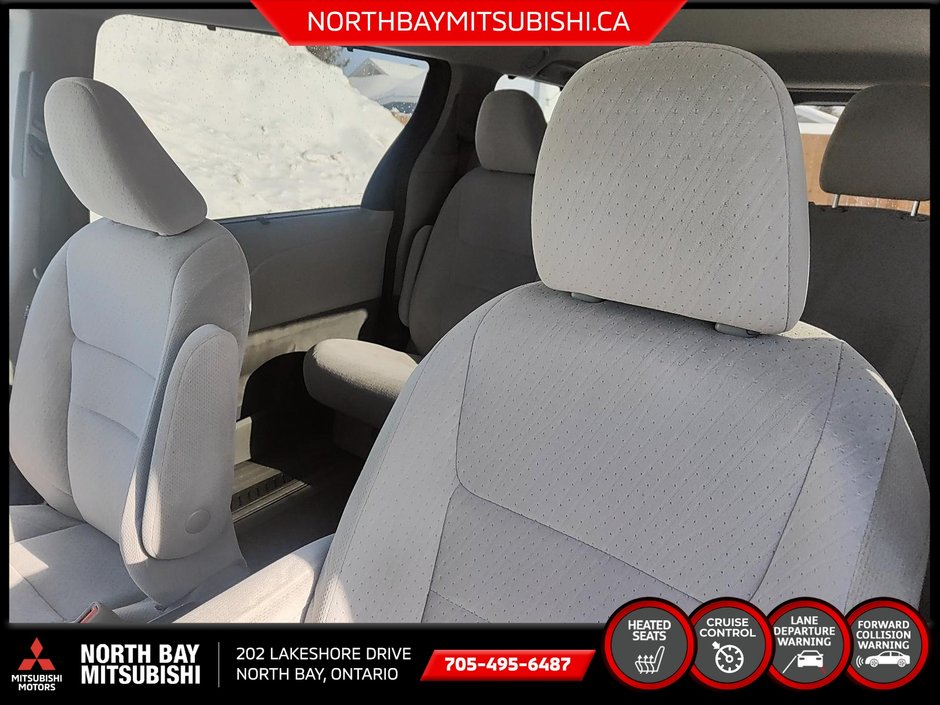 2020 Toyota SIENNA LE-5