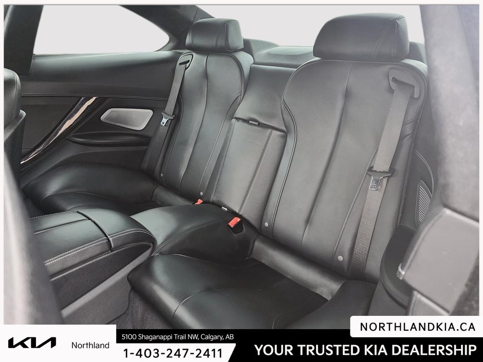 2016 BMW 6 Series 650i xDrive-18